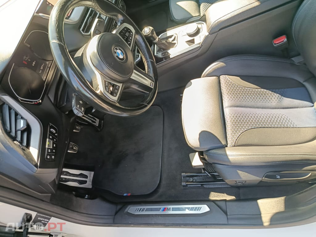 BMW 218 F44 Pack M