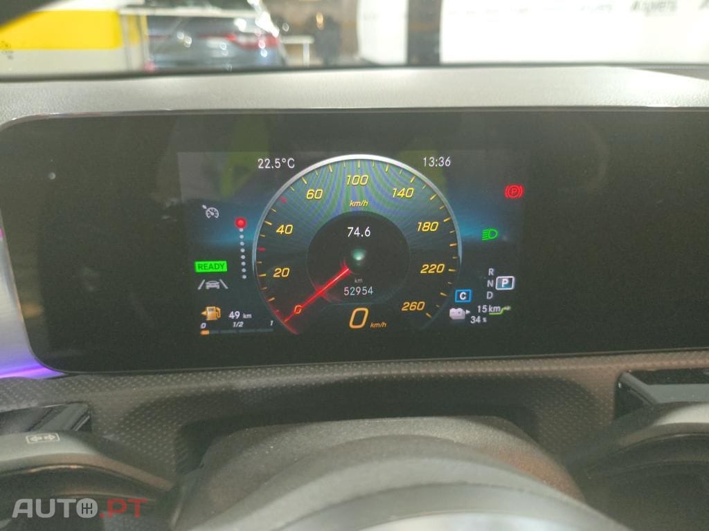 Mercedes-Benz A 250 e AMG Line