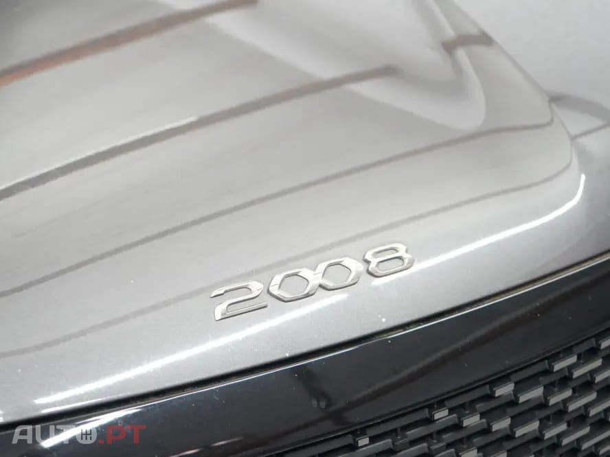 Peugeot 2008 1.5 BlueHDi Allure