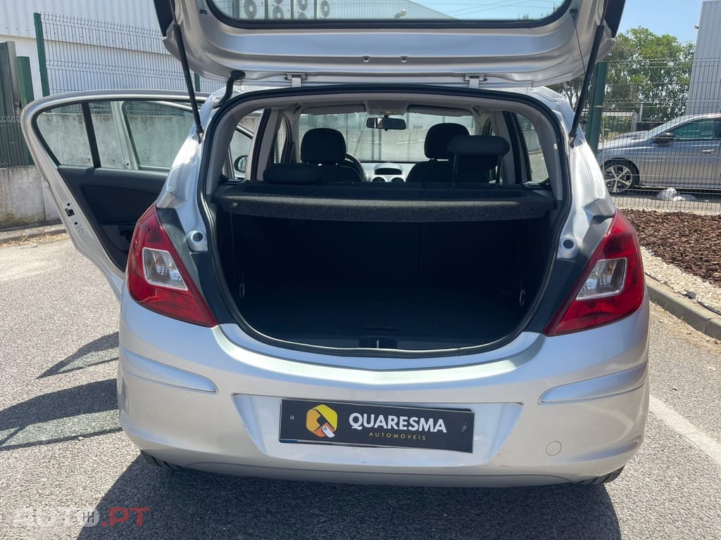 Opel Corsa CMon