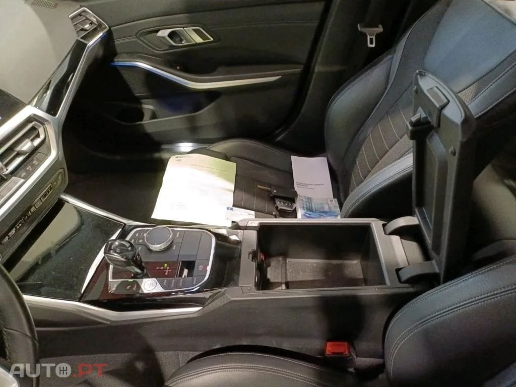 BMW 320 i Line Sport Auto