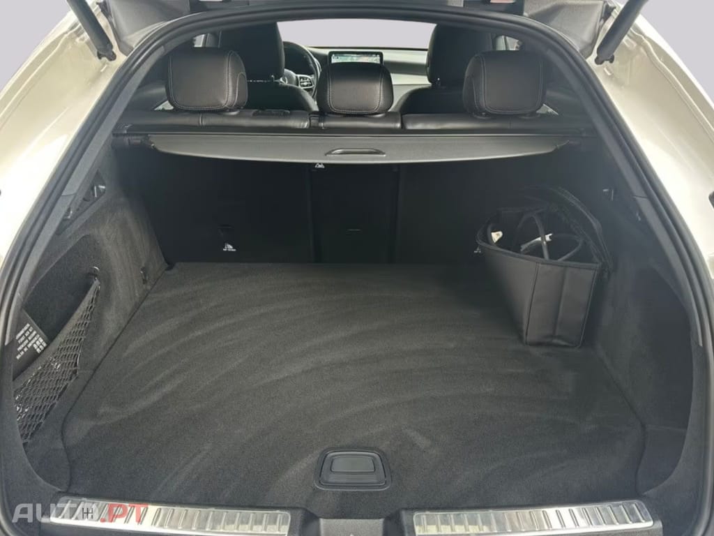 Mercedes-Benz GLC 300 de 4M Coupe AMG I.V.A DEDUTIVEL