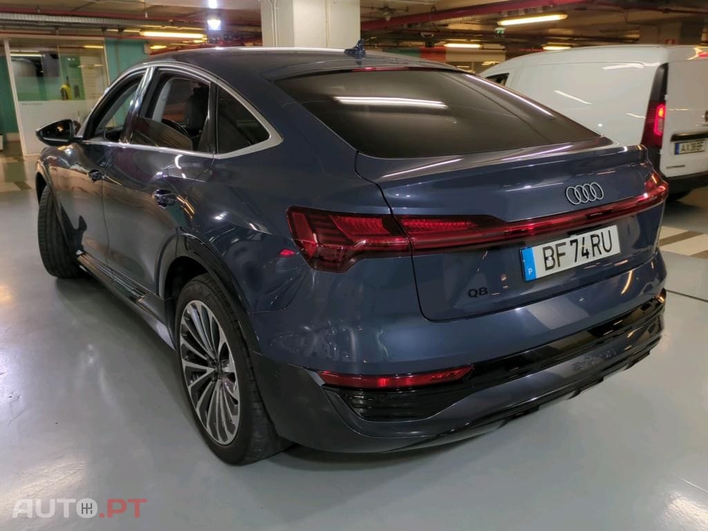 Audi E-Tron 55 quattro Advanced