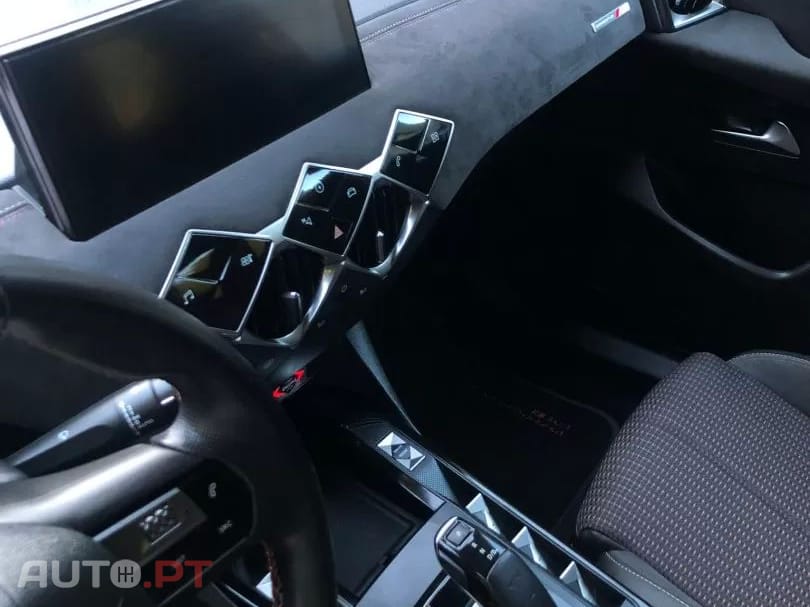 DS DS3 Crossback E-Tense Performance Line