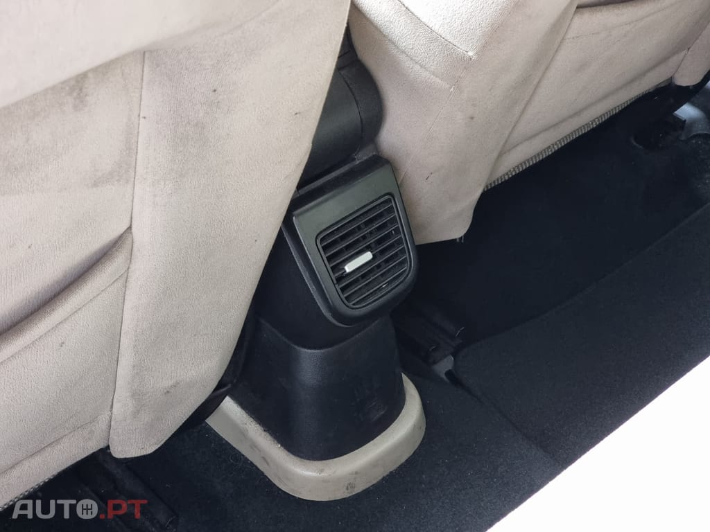 Fiat Linea 1.3 M-Jet Emotion Dualogic