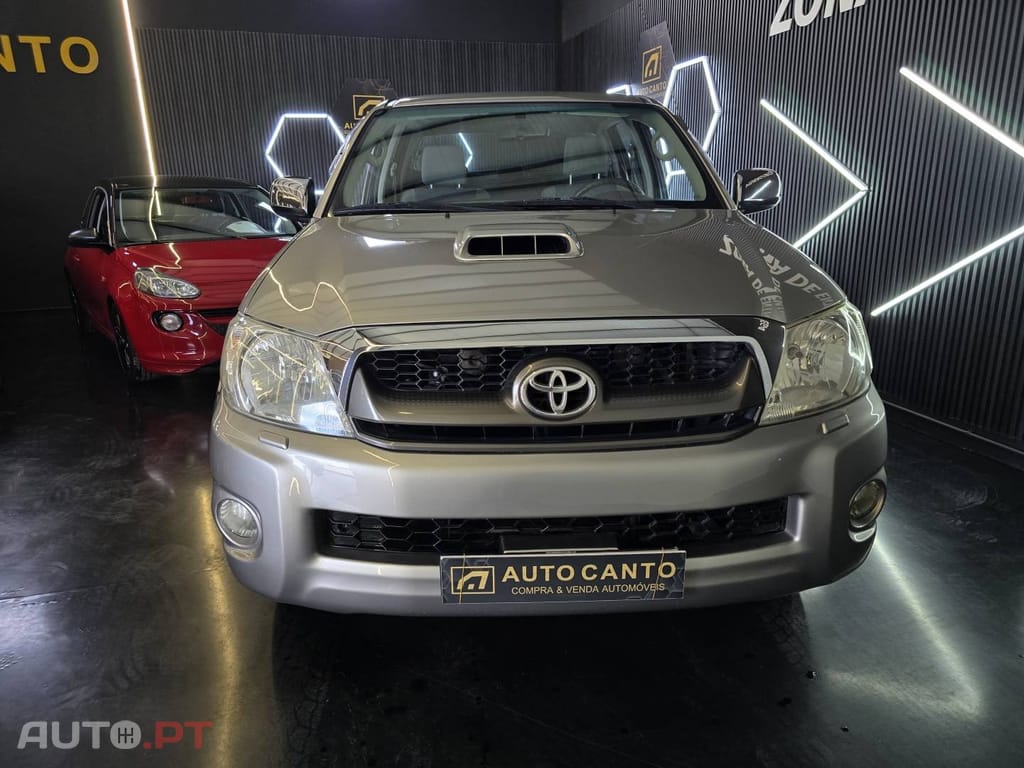Toyota Hilux 2.5 D-4D 4WD CD AC
