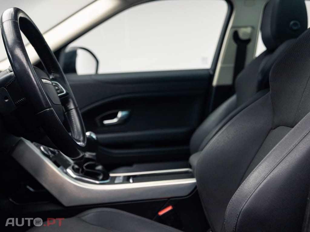 Land Rover Range Rover 2.0 TD4 SE Dynamic