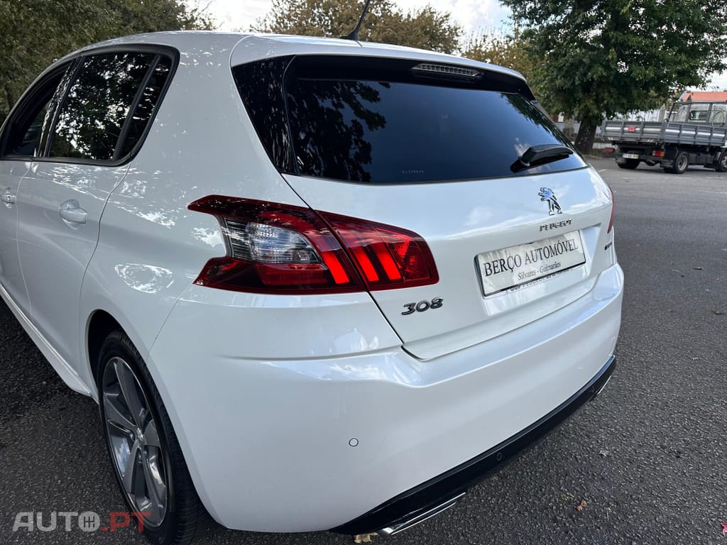 Peugeot 308 1.2 PureTech GT Line EAT8