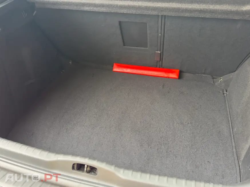 Peugeot 308 1.6 e-HDi Allure CMP6
