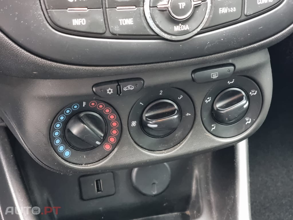 Opel Corsa 1.2 Enjoy