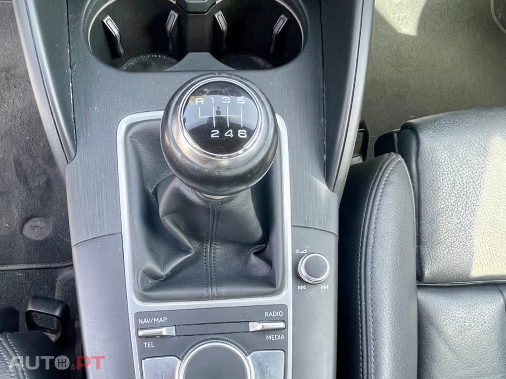 Audi A3 Sportback S-LINE