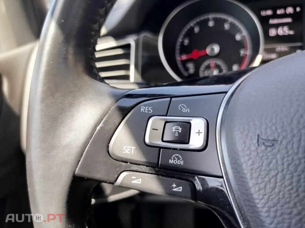 Volkswagen Golf 1.0 TSI OPF DSG Comfortline