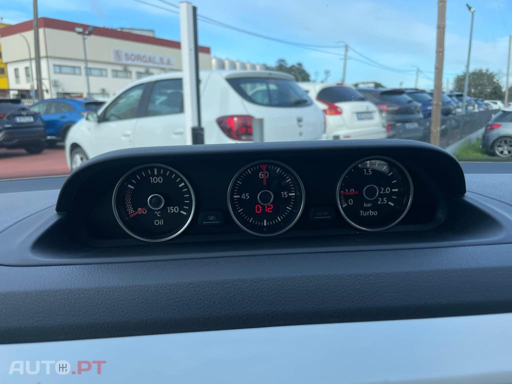 Volkswagen New Beetle 1.6 TDi DSG