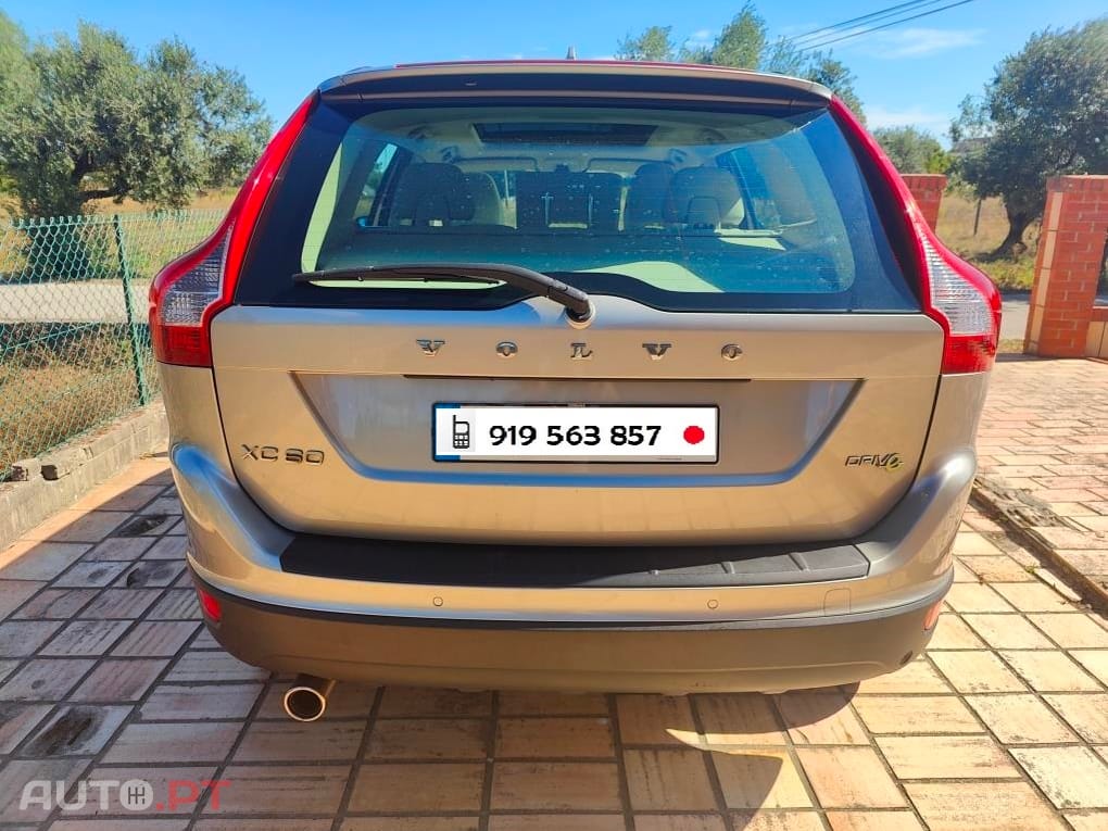 Volvo XC60 2.0 Momentum 164cv / 149  mês