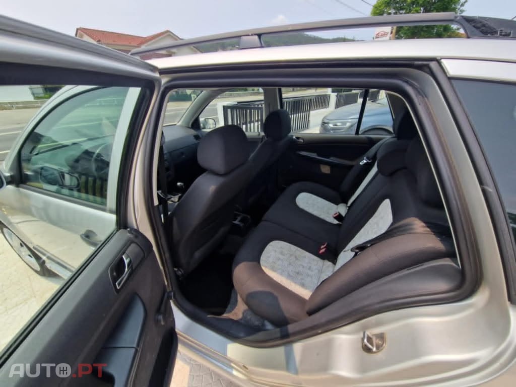Skoda Fabia Break 1.2 Active