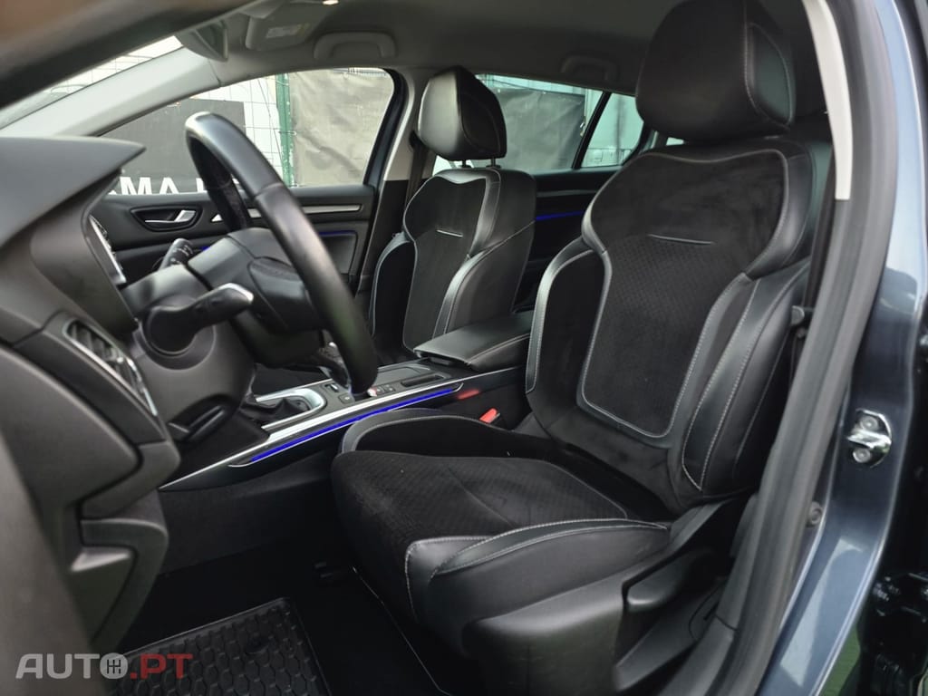 Renault Mégane 1.5 dCi Bose Edition EDC J18