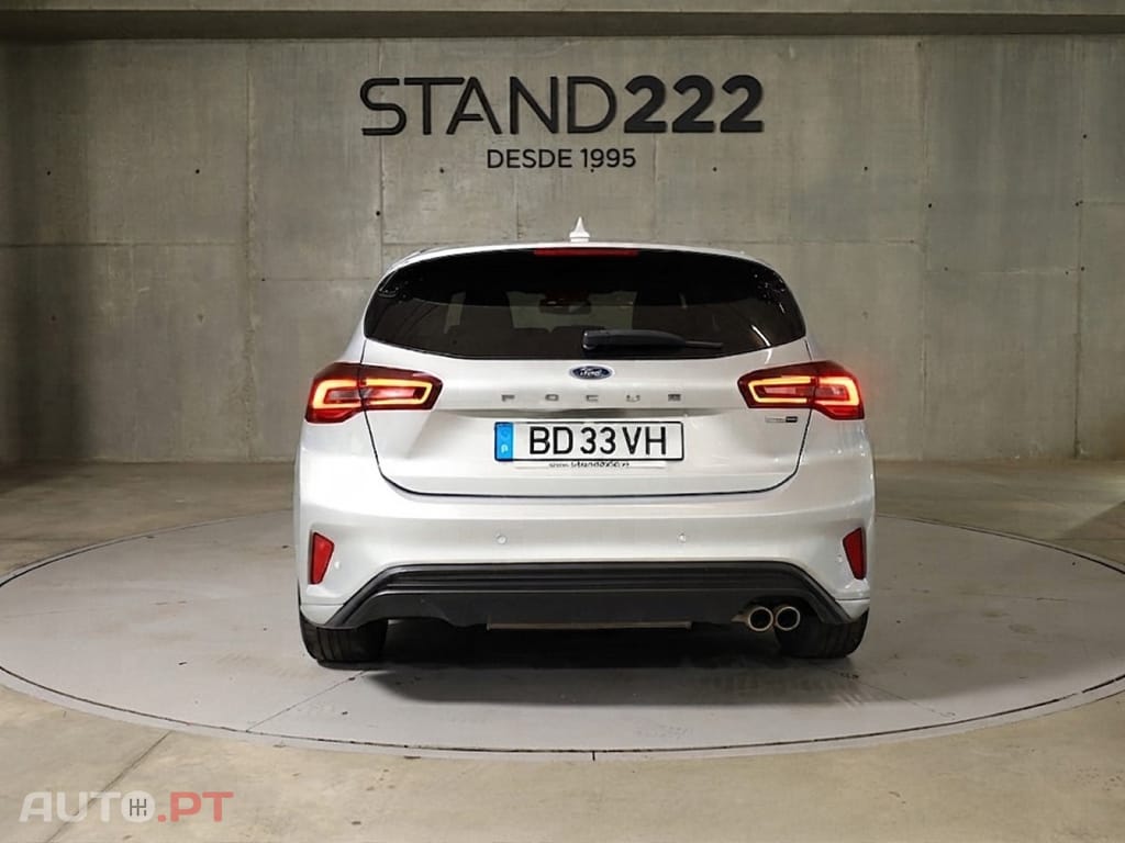 Ford Focus 1.0 EcoBoost MHEV ST-Line Aut — fotografia 5