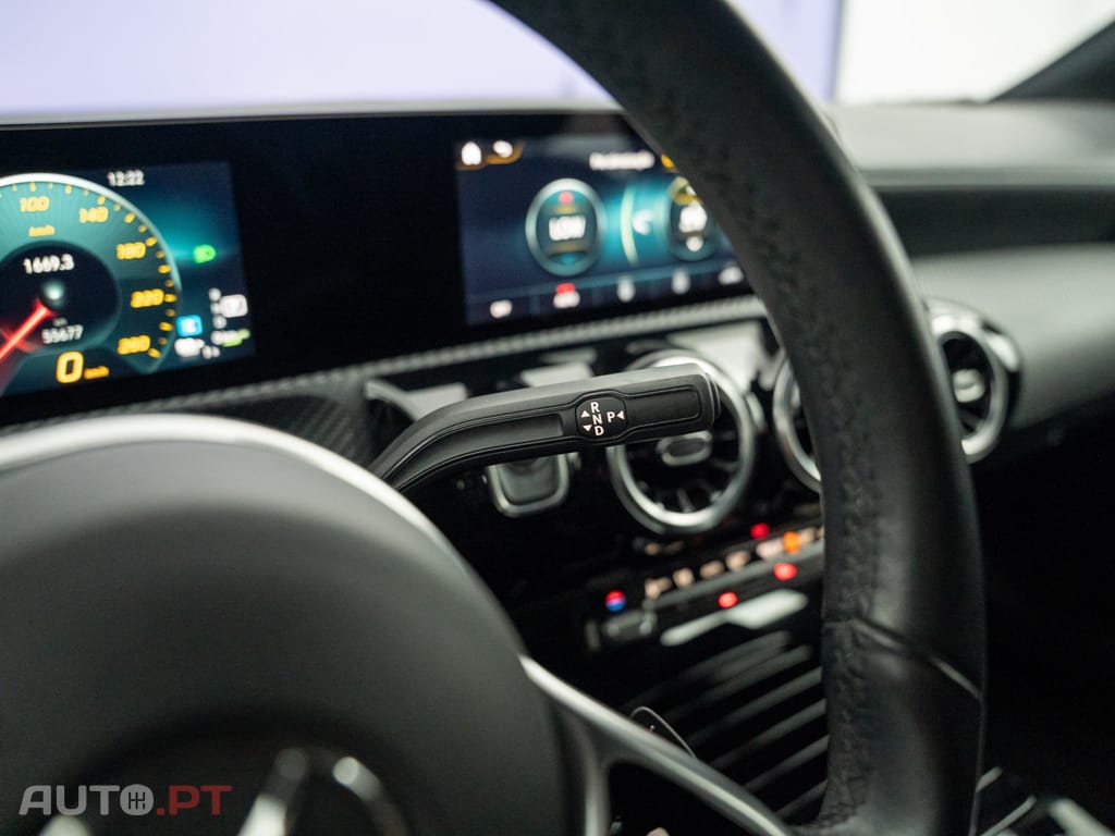 Mercedes-Benz A 250 e Style Plus