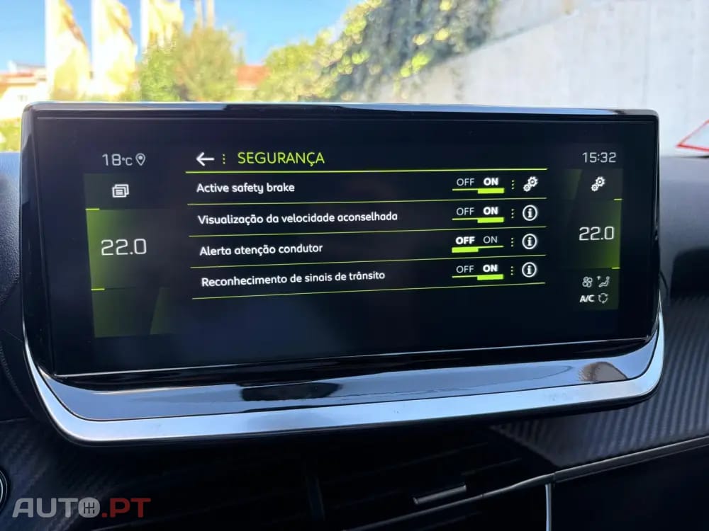 Peugeot 2008 1.2 PureTech Allure