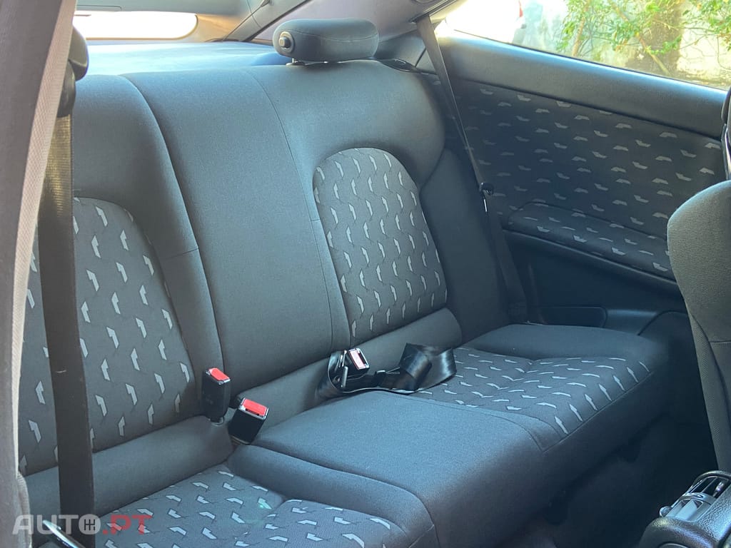 Mercedes-Benz C 220 CDI COUPE