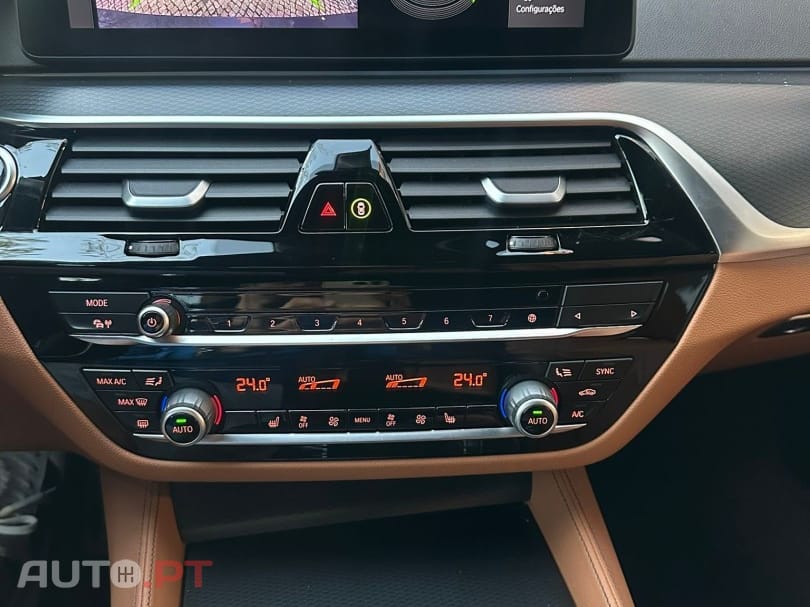 BMW 530 e Pack Desportivo M