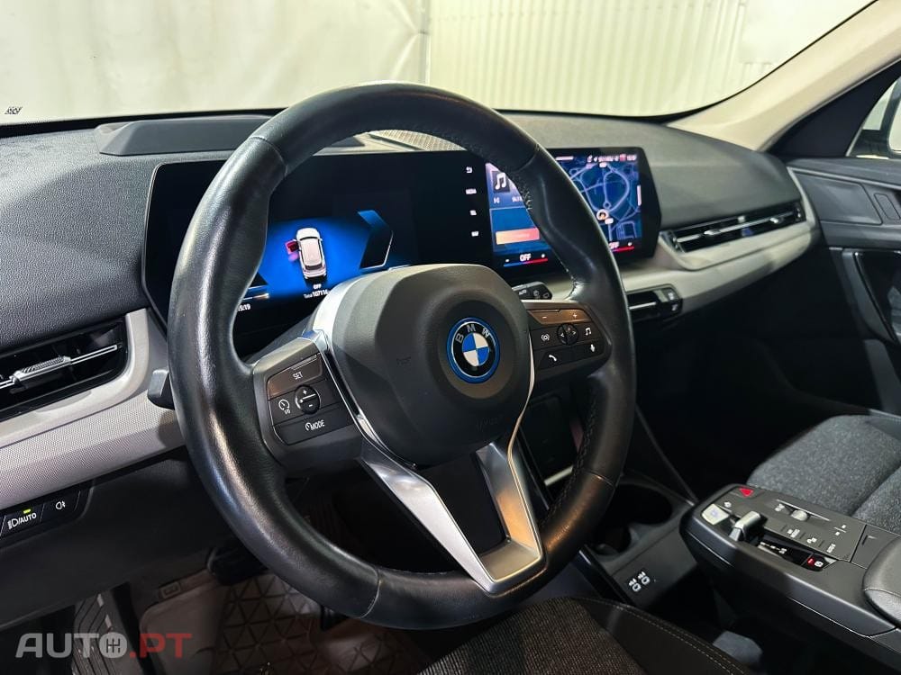 BMW iX1 xDrive30