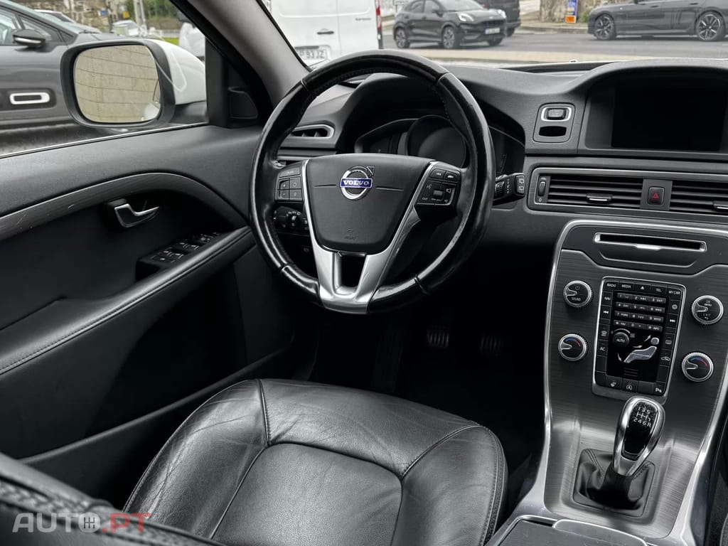 Volvo XC70 2.0 D4 Momentum