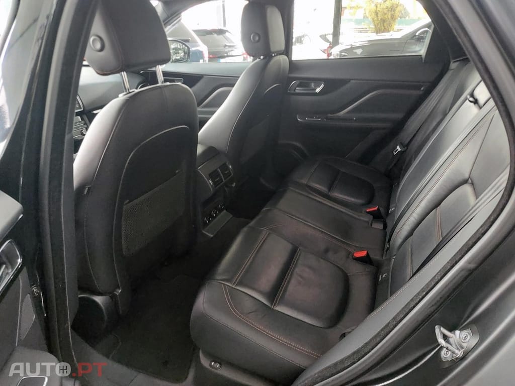 Jaguar F-Pace 2.0 i4D Prestige AWD