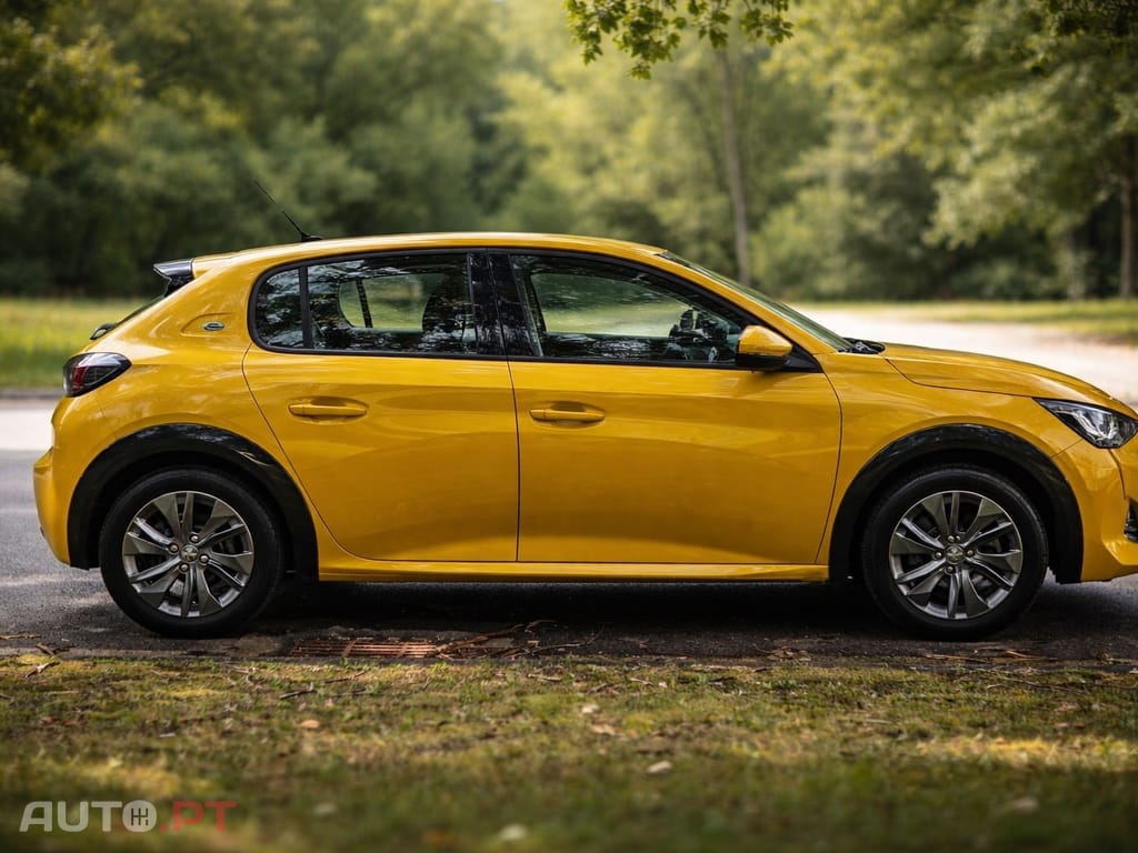 Peugeot E-208 50 kWh Active