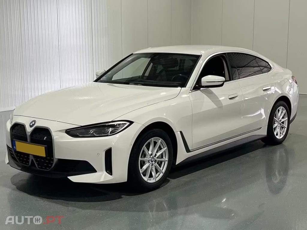 BMW i4 eDrive40 High Executive