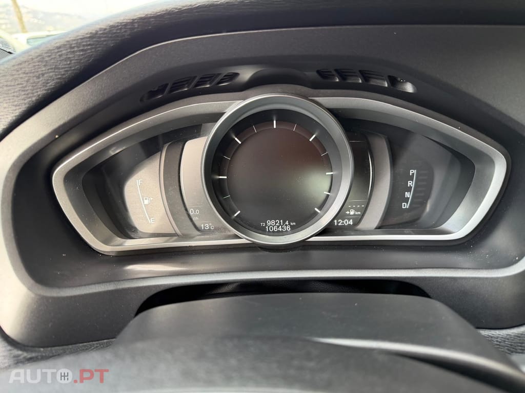 Volvo V40 2.0 D3 R-Design Geartronic