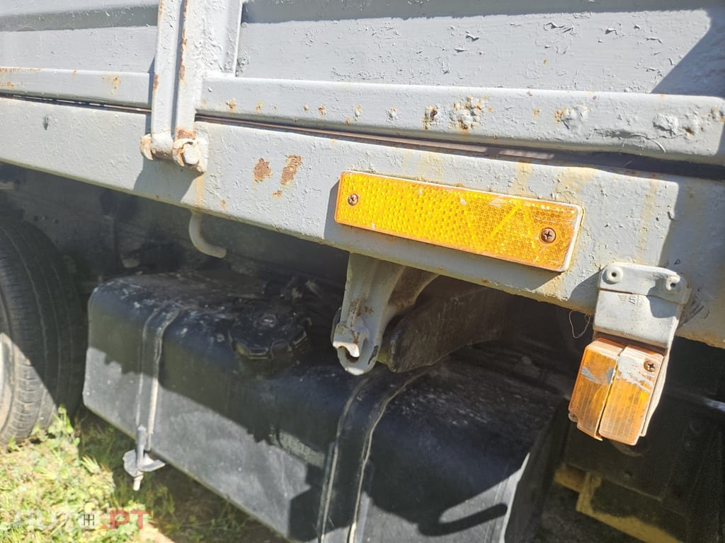 Mitsubishi Canter TRIBASCULANTE