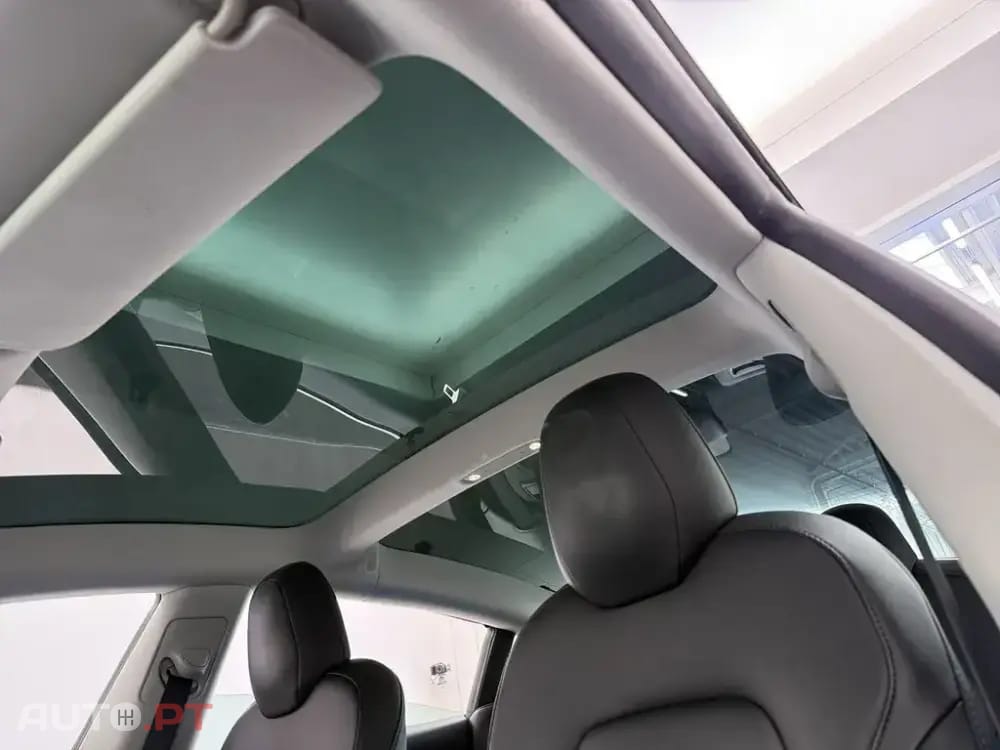 Tesla Model 3 Long-Range Dual Motor AWD