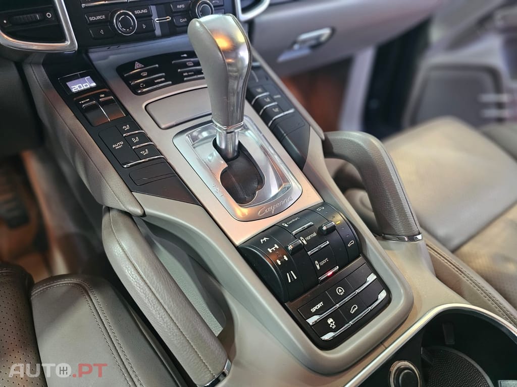 Porsche Cayenne Tiptronic