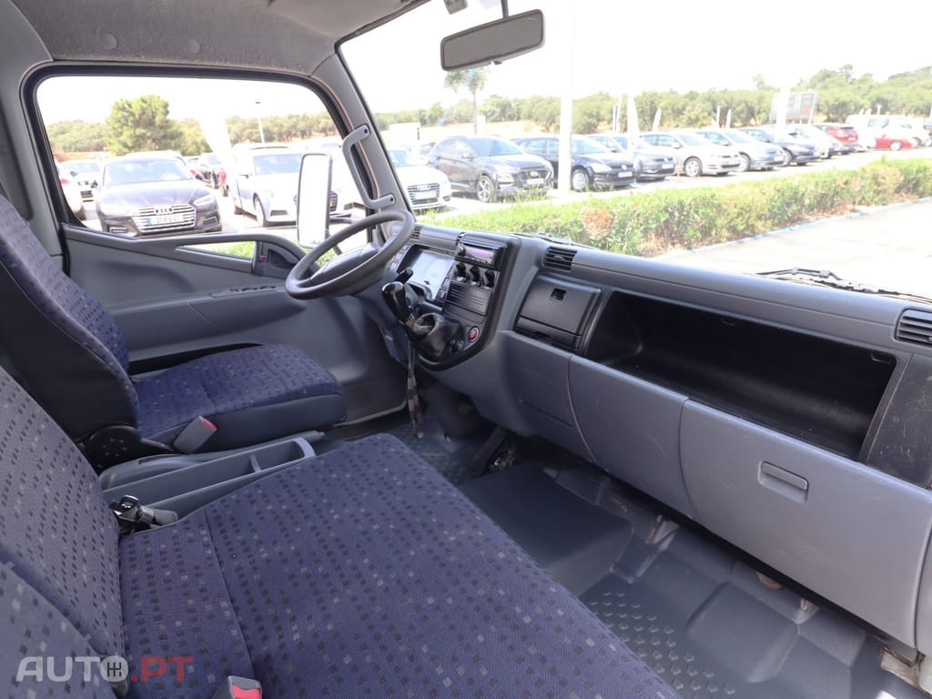 Mitsubishi Canter 3.0 TD FB634B4SLEA8 — fotografia 9