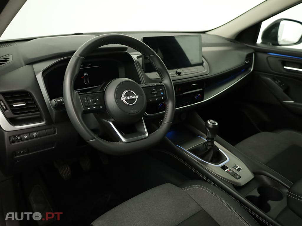 Nissan Qashqai 1.3 DIG-T N-Connecta LED Xtronic