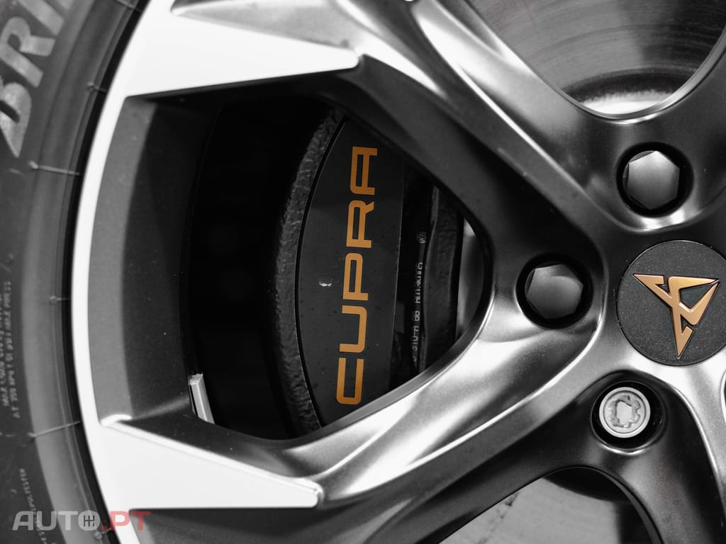 Cupra Formentor 1.4 e-Hybrid DSG VZ