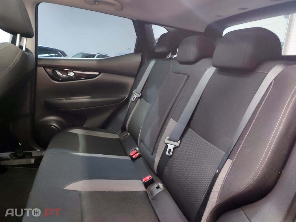 Nissan Qashqai 1.5 dCi N-Connecta Led