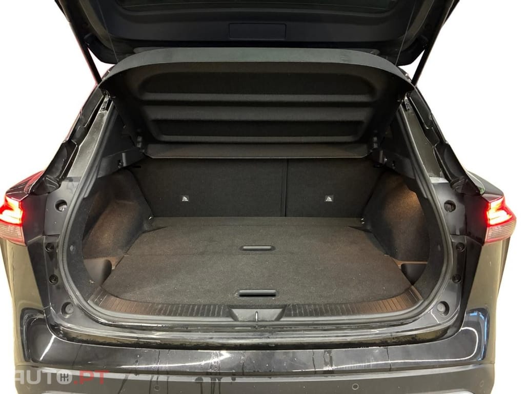 Nissan Qashqai 1.3 Mild Hybrid Xtronic N-Connecta