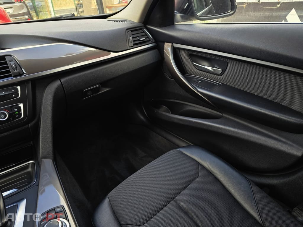 BMW 318 d Touring Auto Line Modern