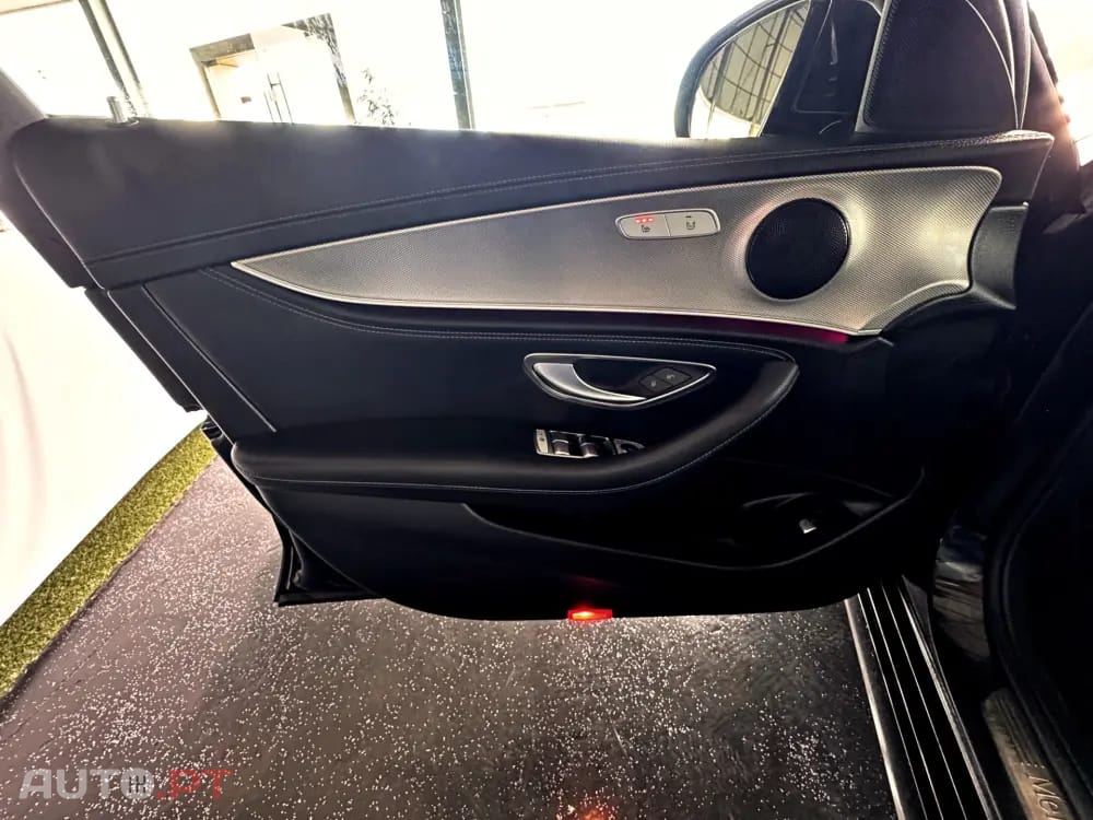 Mercedes-Benz E 220 d AMG Line