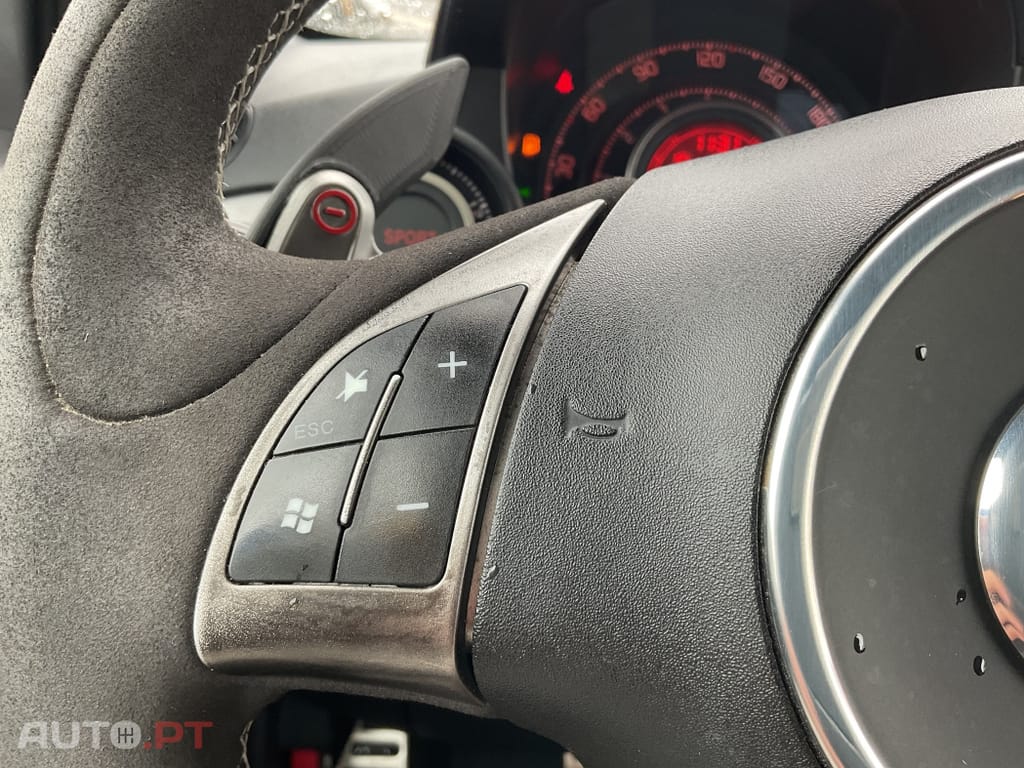 Abarth 500C 1.4 T-Jet Competizione MTA