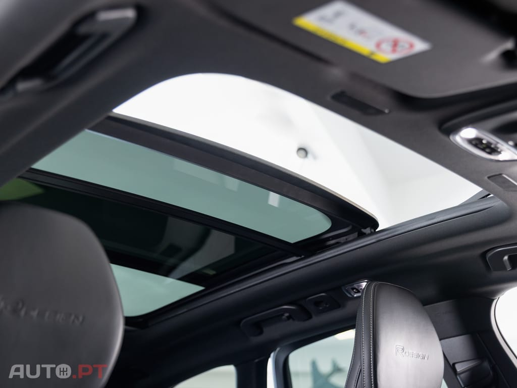 Volvo XC60 2.0 D4 R - Design