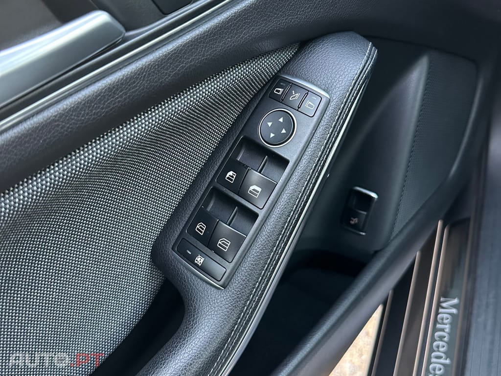 Mercedes-Benz GLA 200 d 7G-DCT Urban Automático