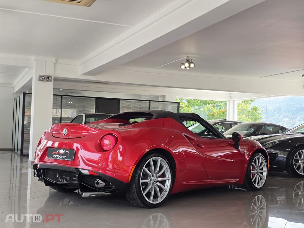 Alfa Romeo 4C Spider 1750 TBi