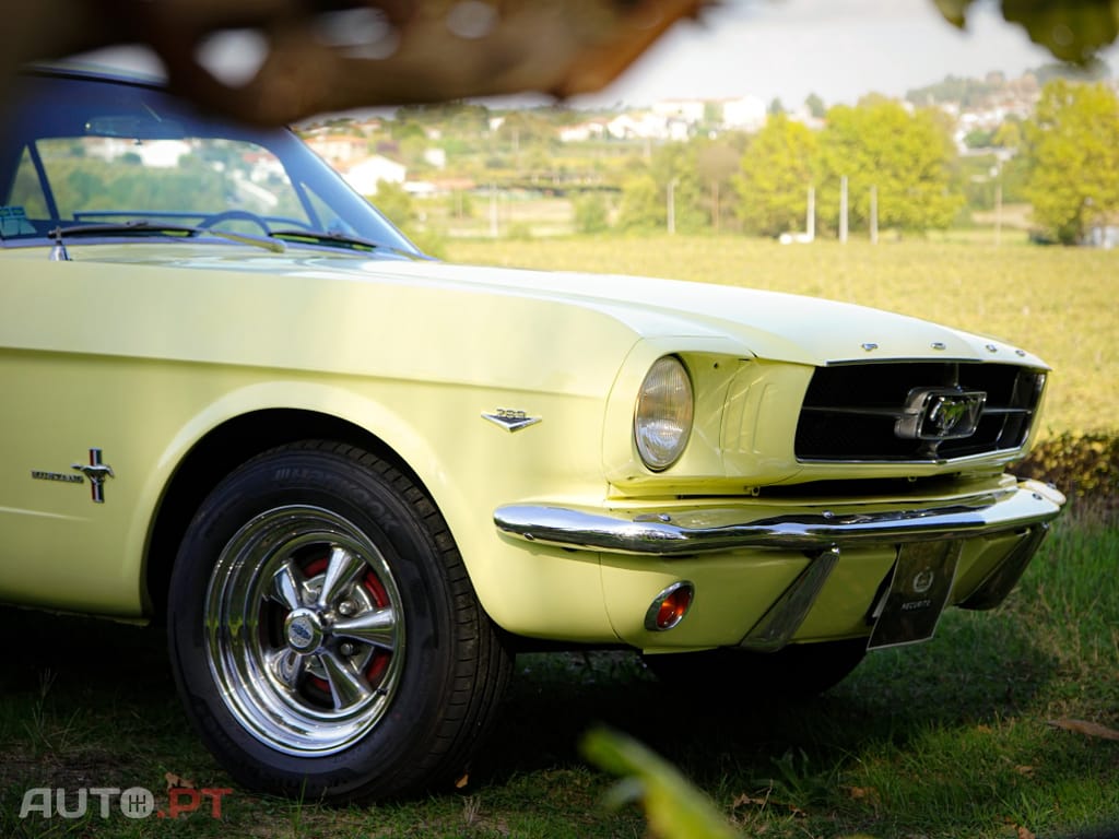 Ford Mustang 289 V8