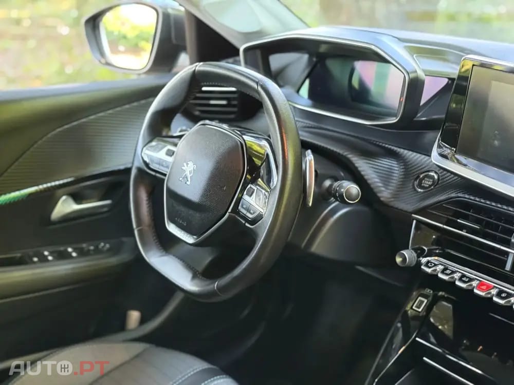 Peugeot 208 1.2 PureTech Allure Pack EAT8