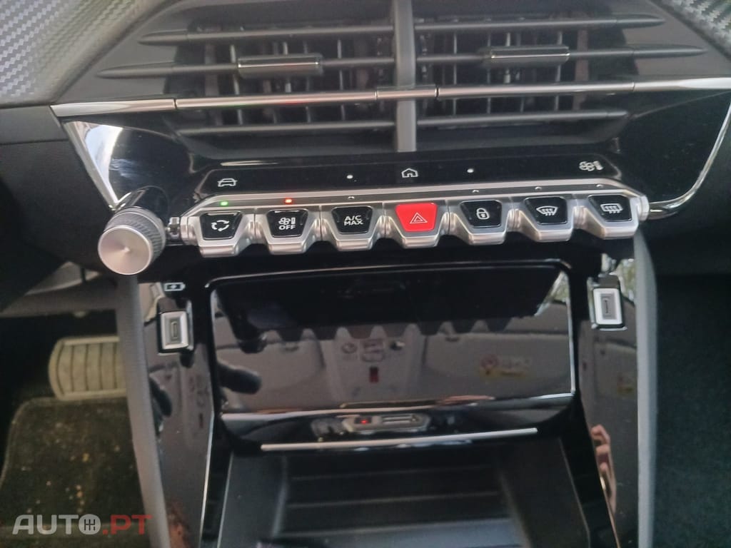 Peugeot 208 1.2 Hybrid Allure e-DCS6