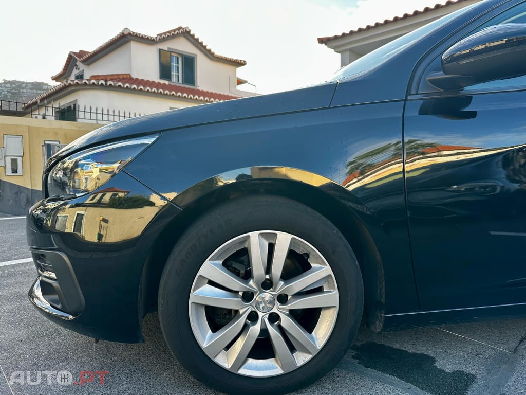 Peugeot 308 1.5 BlueHDi Style