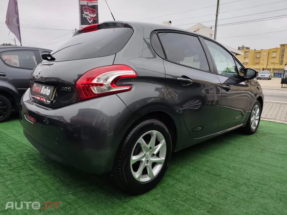 Peugeot 208 1.2 PureTech Active